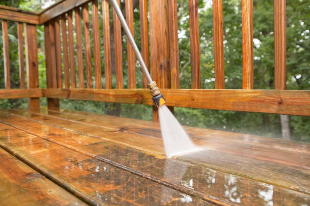 Best Pool Deck Cleaning  in Dixon Lane Meadow Creek, CA